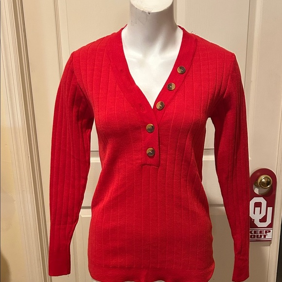 Vibrant Red V-Neck Women's Sweater - Picture 1 of 10
